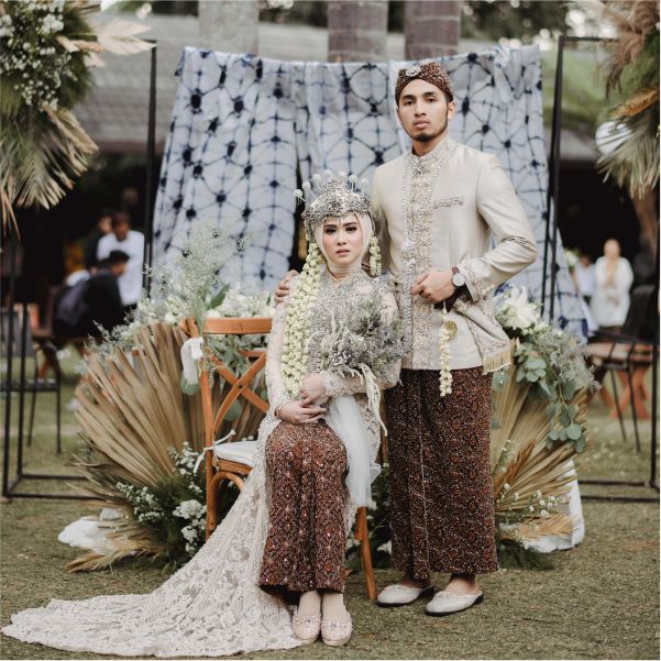Rekomendasi Photobooth Wedding Adat Sunda yang Elegan dan Berkesan